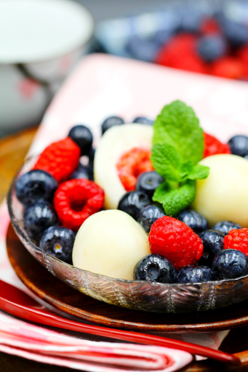 Dango mit Beerenfüllung Rezeptbild