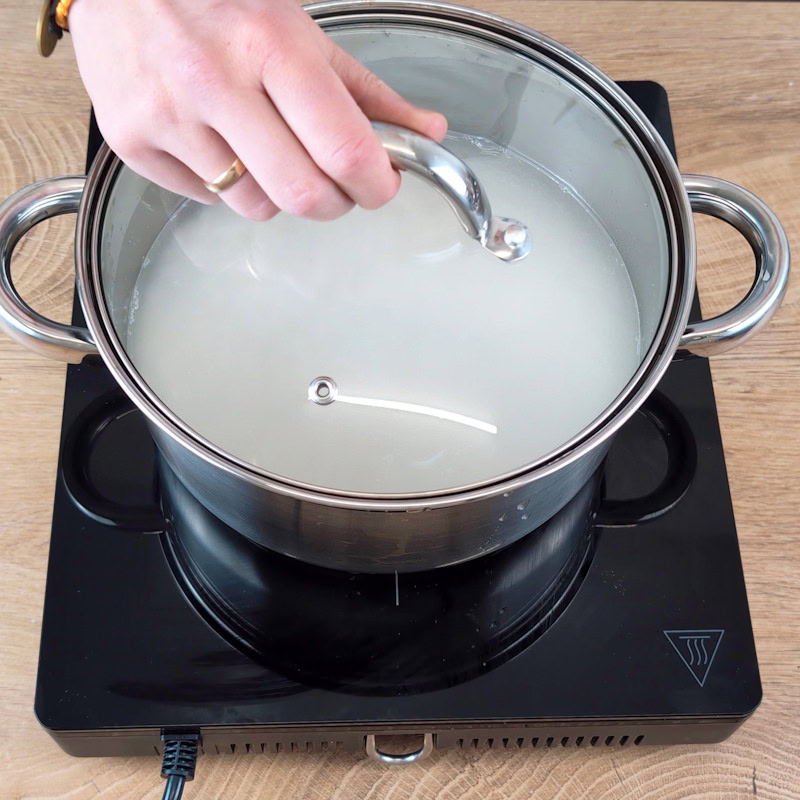 Bibimbap Schritt 6 Reis quellen lassen