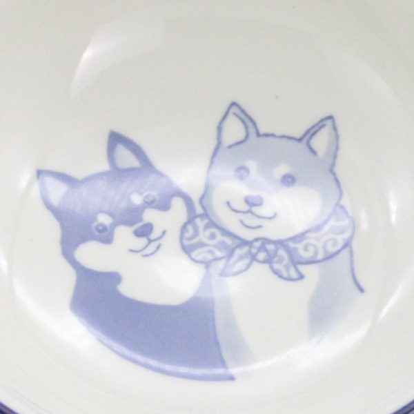 Hübscher Husky-Teller mit niedlichem Hundemotiv in Blau, ideal für Tierliebhaber und japanische Keramikkunst.